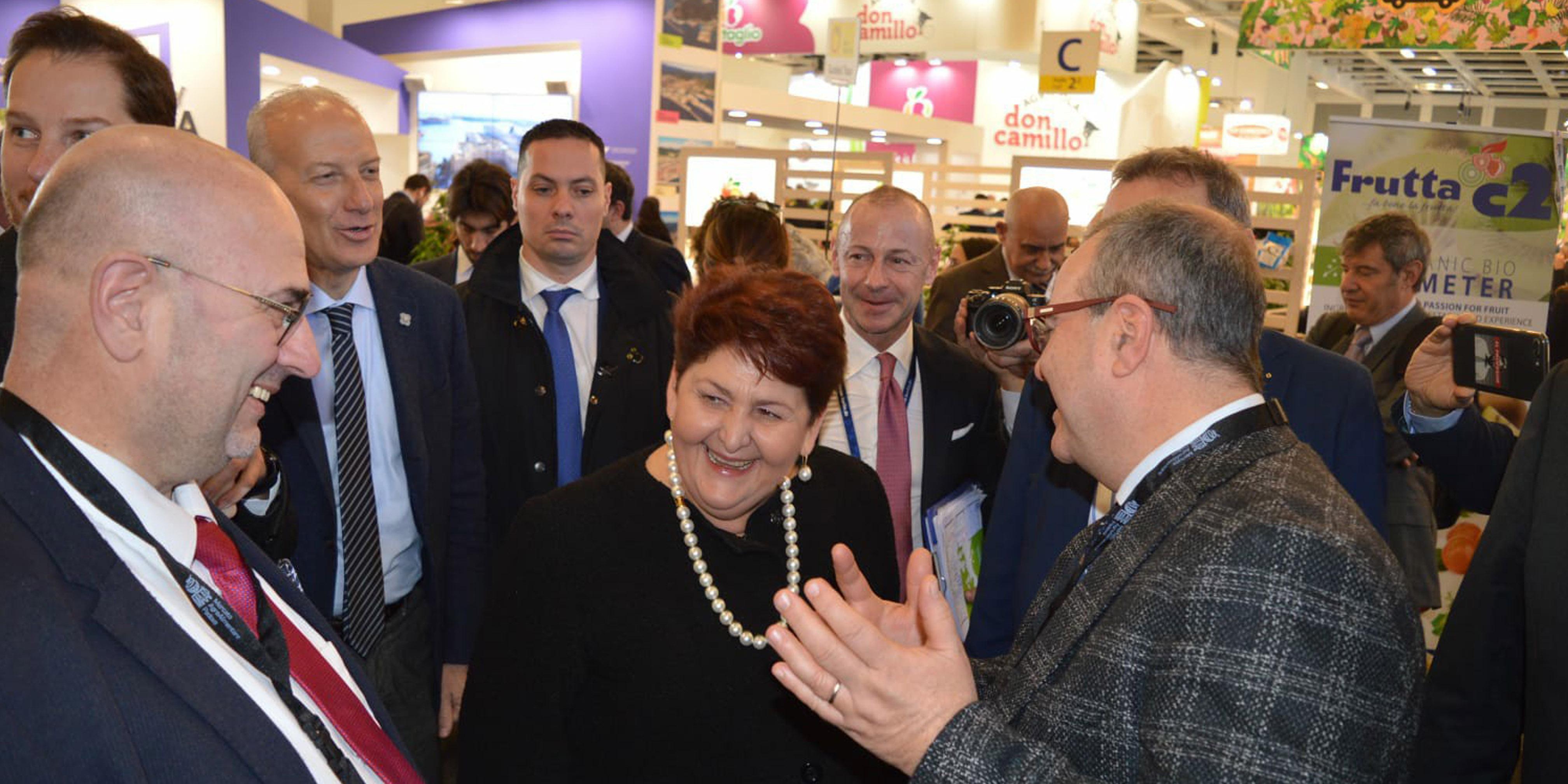 Il presidente Bui a Berlino alla venticinquesima edizione della Fruit Logistica Foto del presidente Fabio Bui alla Fruit Logistica