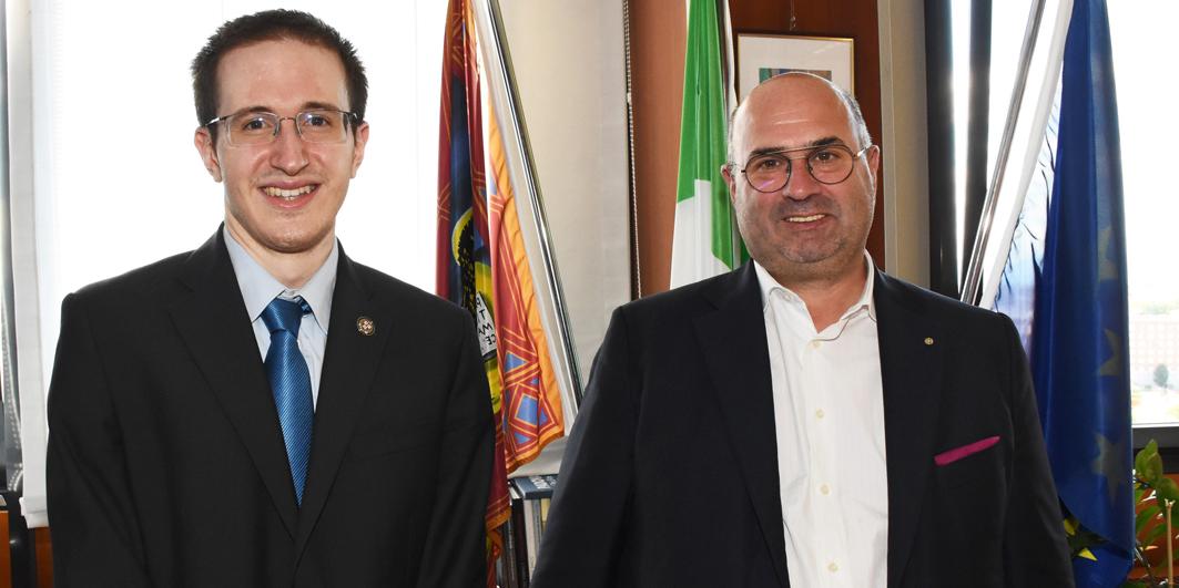 Il presidente della Provincia di Padova Fabio Bui ha incontrato Giulio Deangeli Il presidente della Provincia di Padova Fabio Bui ha incontrato Giulio Deangeli