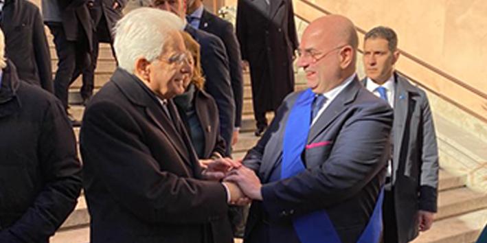 L'incontro tra il presidente Mattarella e il presidente della Provincia Fabio Bui Il presidente Mattarella saluta il presidente della Provincia di Padova Fabio Bui