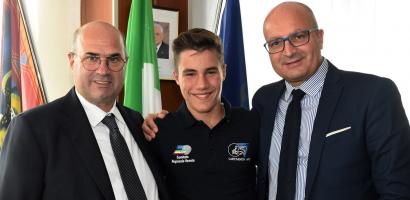 Il presidente Fabio Bui incontra il ciclista Francesco Sabbadin