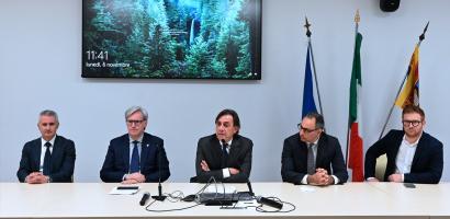 conferenza stampa - finanziamento Regione Veneto alla bonifica della scuola Rolando da Piazzola