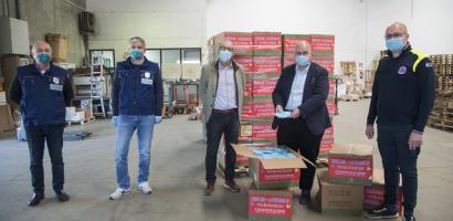 consegna mascherine al presidente della Provincia Fabio Bui all'Interporto di Padova